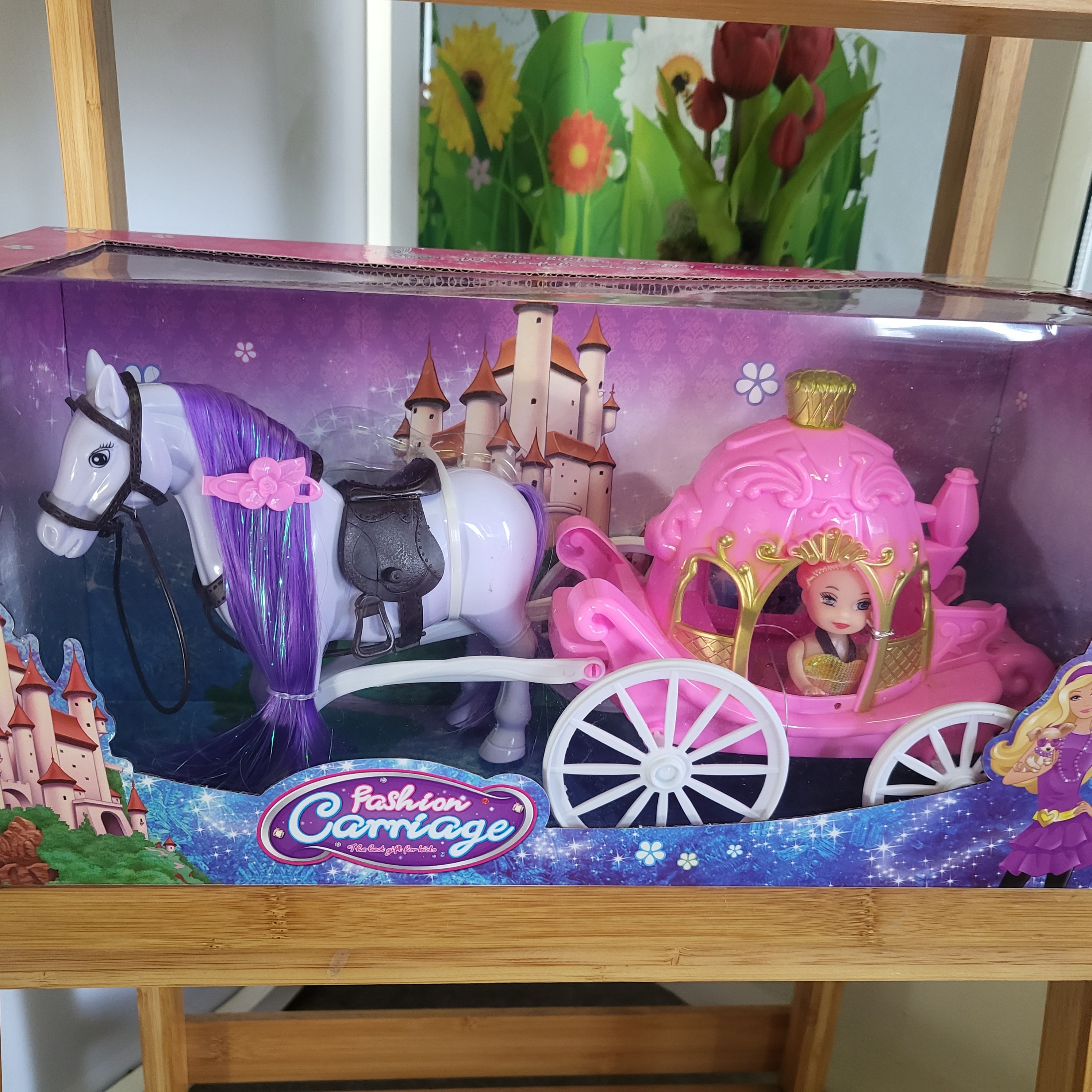 Toy horse and carriage