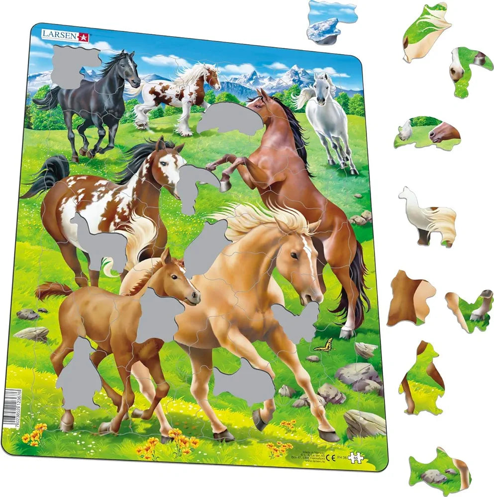 Horse jigsaw with hidden features